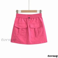 Versatile Short Skirt with Flap Pockets and Relaxed Fit