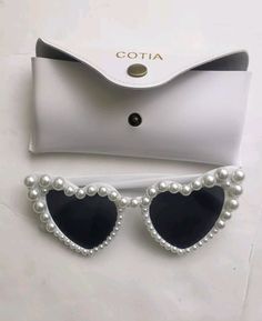 COTIA Shimmering Love Pearl  Sunglasses Women's  White  Size Large. Includes White Case and cleaning cloth Fancy Sunglasses, Pearl Sunglasses, Wedding Sunglasses, White Sunglasses, Sunglasses For Women, White Pearl, Grunge Outfits, Cleaning Cloth, Pearl White