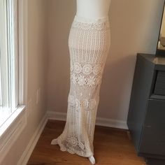 Excellent Condition! Waist: 26" Hip: 28" Length: 26.5" Matching Top Listed Separately Fitted Full Length Maxi Skirt For Beach, Bohemian Fitted Maxi Skirt, Elegant Fitted Maxi Skirt For Beach, Full Length Fitted Bohemian Skirt, Fitted Beige Maxi Skirt For Summer, Elegant Cream Beach Skirt, Beach Fitted Maxi Skirt In Beige, Beach Fitted Beige Maxi Skirt, Beige Fitted Maxi Skirt For Beach