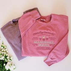 Harry Potter Crewneck, Harry Potter Sweater, Embroidery Crewneck, Embroidery Store, Wizard School, Merch Ideas, Tshirt Pillow, Fall Time, Embroidered Crewneck