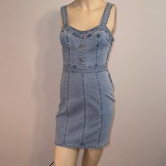 Nwt Guess Kassidy Dress In Light Wash Denim Women’s Size Small Denim Stretch Dress With 3 Buttons That Are Decorative, A Sweetheart Neckline And A Side Zipper Closure. Machine Was Warm And Dry On Low Cycle Medium Wash Mini Length Denim Top, Light Wash Denim Mini Dress With Pockets, Light Wash Knee-length Denim Mini Dress, Blue Denim Mini Dress With Pockets, Fitted Light Blue Dress With Button Closure, Medium Wash Mini Denim Dress, Blue Washed Mini Denim Dress, Washed Denim Mini Dress, Medium Wash Knee-length Denim Mini Dress