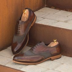 CUSTOMIZE Patina Style, Custom Design Shoes, Brown Hand, Spring Step Shoes, Leather Brogues, Brogue Shoes, Leather Slip On Shoes, Mens Black Leather, Shoes Brown