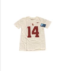 Brand New With Tags Officially Licensed Usc Trojans Nike Youth Shirt. Number Worn By Sam Darnold. 100% Cotton Usc Football Game Outfit, Usc Football, Usc Trojans, Youth Shirt, Nike White, Kids Nike, Nike Shirts, White Nikes, Shirt Color