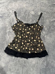 -Preloved, in great condition  -Pit to pit:38cm, length:54cm,100% cotton -Best fits uk6 dollete coquette balletcore kawaii harajuku dollcore fairy female jfashion Black Y2k Style Camisole For Spring, Black Y2k Camisole For Spring, Cute Floral Print Camisole With Spaghetti Straps, Y2k Sleeveless Top With Lace Trim, Y2k Sleeveless Ruffled Tops, Y2k Style Sleeveless Ruffled Tops, Y2k Sleeveless Ruffle Tops, Fitted Cotton Camisole With Floral Print, Fitted Floral Print Cotton Camisole