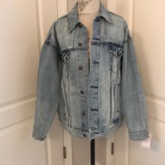 Nwt Free People Denim Oversized Jacket. Size Xs/S Color: 25 Years Washed. Measurement: Armpit-Armpit: 24” / Length: 26 Inches Oversized Light Wash Denim Jacket For Spring, Oversized Distressed Vintage Outerwear, Vintage Oversized Distressed Outerwear, Spring Everyday Outerwear With Frayed Hem, Oversized Faded Denim Jacket For Fall, Faded Relaxed Fit Denim Jacket For Spring, Spring Oversized Faded Denim Jacket, Oversized Faded Denim Jacket For Spring, Vintage Outerwear With Frayed Hem And Long Sleeves