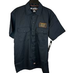 Traeger Dickies Ultimate Grilling Polyester Blend Mens Small Black Shirt (H8) Measurements: Armpit to Armpit -20.5" Collar to Hem -30.5" Sleeve –6"   * Please see measurements for size before your purchase. *The pictures tell the story best, so please look at them all, and let me know if you have any questions. Disclaimer: We are not associated with this brand and make no guarantees or representations. The actual color of any item may appear different in person, depending upon your computer or phone settings. Casual Button Down Shirts, Black Shirt, Grilling, Casual Shirts, The Story, Mens Accessories, Let Me, Computer, Mens Outfits