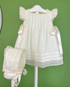 YoYo Boutique Baptism Kate Dress with Bonnet Kate Dress, Spanish Fashion, First Communion Dresses, Baptism Dress, Christening Dress, Heirloom Sewing, Communion Dresses, Christening Gowns, Newborn Outfits