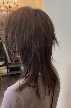 Alternative Medium Length Haircut, Medium Length Emo Hair, Messy Haircut Medium, Punk Hair Long, Long Spiky Hair, No Style Haircut, Straight Layered Haircuts, Vkei Haircut, Short Scene Haircuts