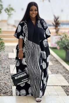 Vintage Simple Dress, Big Gowns For Women, Kampala Styles For Ladies, Bubu Dresses, Bubu Styles, Boubou Styles For Women, Kaftan Styles, Ankara Dress Designs, Bubu Gown Styles