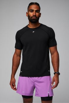 The O2 Tee FL2 black male Activewear >> Mens >> Top >> Short-Sleeve Tees Vent Mesh regular Running/Training 4-Way Stretch/Anti-Stink/Breathable/Moisture-Wicking/Reflective/Sweat Wicking/Ultra-Lightweight Mens Top, Running Training, Mens Activewear, Gym Wear, Gym Outfit, Mesh Fabric, Men Short Sleeve, Black Men, Moisture Wicking