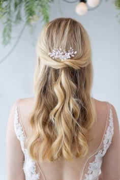 Silver Wedding Hair, Wedding Hairstyles And Makeup, Half Up Wedding Hair, Bridesmaid Hair Makeup, Beaded Hair, Long Hair Wedding Styles, Long Hair Updo, Wedding Hair Inspiration