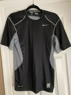 Nike Pro Combat Dri-Fit Size Small Black Shirt. Condition is "Pre-owned". Shipped with USPS First Class. Nice shirt. No returns! Nike Shirt Outfit, Nike Camisa, Black Nike Shirt, Clothes Nike, Long Sleeves Shirts, University Outfit, Combat Shirt, Nike Pro Combat, Sport Shirts