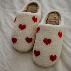 repeat red fuzzy heart slippers Heart Slippers, Faux Fur Top, Fur Top, Winter Slippers, Slide Slippers, Slippers Pattern, Fuzzy Slippers, Red Hearts, Round Toe Heels