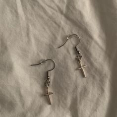 Selling These Cute Mini Cross Silver Earrings Surgical Steel Never Worn In Perfect Condition Contact If Interested ! Earrings Grunge, Cross Earring, Mini Cross, Small Crosses, Christian Cross, Cross Earrings, Girl Stuff, Silver Cross, Earrings Color