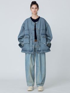 This is a denim jacket with a street vibe due to its oversize and natural wash. It is a crewneck without a collar, so it is great for layering with an inner layer, and has a square out pocket on the front, creating a three-dimensional silhouette.- Practical with usable pockets- 100% cotton material for excellent wearing comfort- Opening and closing with canton button- Easy to wear with dropped shoulder Denim Utility Jacket With Multiple Pockets And Relaxed Fit, Oversized Light Wash Outerwear With Patch Pockets, Oversized Denim Blue Utility Jacket With Pockets, Relaxed Fit Denim Jacket With Multiple Pockets, Relaxed Fit Light Wash Outerwear With Patch Pockets, Medium Wash Outerwear With Multiple Pockets For Streetwear, Streetwear Outerwear With Multiple Pockets In Medium Wash, Relaxed Fit Denim Jacket With Multiple Pockets For Streetwear, Oversized Utility Denim Jacket With Patch Pockets