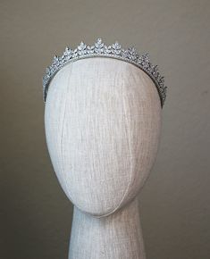 Bridal Crown | EDEN LUXE Bridal Luxury Ceremonial Crown With Round Shape, Royal Princess Crown, Bride Diamond Tiara, Headpieces For Brides, Luxury Jewelry Diamond, Hair Styles Bridal, Diamond Headpiece, Tiara Diamond, Wedding Tiara Veil