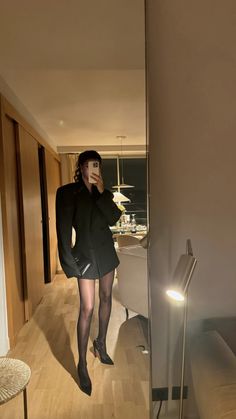 kika cerqueira gomes Classy Elegant Outfits, Nyc Fits, Glamour Dress, Night Out Outfit, Just Girl Things, Birthday Dresses, Black Fits, Elegant Outfit, Graduation Dress