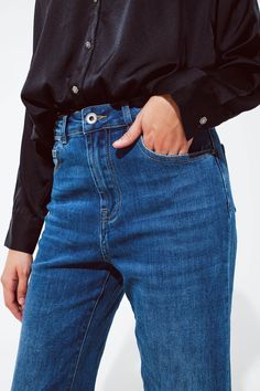 Introducing our Mid Wash Straight Leg Jeans - a classic denim essential reimagined with a touch of glamour. These jeans combine the timeless appeal of straight-leg denim with a unique folded hem adorned with sequins, making them a versatile choice for both party and casual wear. Chic Sequin Detailing: The eye-catching folded hem is enhanced with sparkling sequins, adding a festive and stylish touch to your outfit. Comfortable Stretch Denim: Crafted from a blend of 67% Cotton, 28% Polyester, 3% V