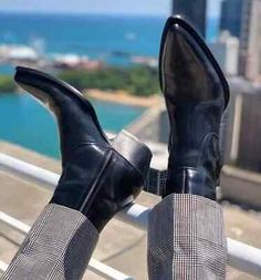 ad eBay - Handmade Black Leather Stylish Zipper Ankle Boot for Men's high ankle boots - Buy Now, click the link (eBay) Heeled Boots Men, Mens Heeled Boots, Men High Heels, Outfit References, Men In Heels, Photography Light, Ankle Boots Men, High Ankle Boots, Thick Heels