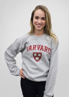 Harvard Sweatshirt Harvard Sweater, Sweaters And Hoodies, Harvard Sweatshirt, Vintage Crew Neck, Sweatshirt Makeover, Sweatshirt Refashion, Chic Sweatshirt, Outfit Quotes, Harvard University