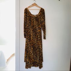 Absolutely Stunning Floaty Chiffon Double Layer Maxi Leopard Print Dress. Super Flattering Either Loose Or Belted. Worn Only Twice. Leopard Print Maxi Dress, Leopard Print Dress, Double Layer, Print Dress, Leopard Print, Size 12, Chiffon, Maxi Dress, Womens Dresses