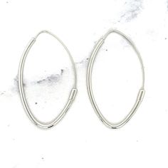 ➣ High quality 14K White Gold Marquise Fashion Hoop Earrings, Oval Hoops, Marquise Hoops Earrings, Real Gold Hoops, Women  ➣ MATERIAL: 14K White Gold  ➣ Shape: Oval  ➣ Closure: Wrap   ➣ Solid / Hollow: Hollow  ➣ Weights:  Dimentions / Weight Small:    35x20mm / 1.10gram Medium: 49x26mm / 1.35gram  ◈ Please note that weights are approximate.  ➣ Browse our earrings collection https://www.etsy.com/shop/MarinaMJewelry?ref=dashboard-header&search_query=gold+earrings  ➣ SHIPPING: ◈ We always offer dom Modern Oval Hoop Earring Sold Individually, Modern Oval Earrings With Ear Wire, Minimalist Sterling Silver Oval Hoop Earrings, Modern Oval Hoop Earrings With Ear Wire, Modern Oval Sterling Silver Hoop Earrings, Everyday Oval Nickel-free Hoop Earrings, Oval Nickel-free Hoop Earrings For Everyday Wear, Nickel-free Oval Hoop Earrings For Everyday, Minimalist Handmade Oval Hoop Earrings