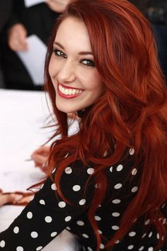 20 Ways to Rock Red Hair Copper Hair Dark, Dark Red Hair Color, Rambut Brunette, Red Hair Don't Care, Dark Copper, Copper Hair