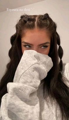 Roman Hairstyles, Dreads Hairstyles, Women's Haircut, Haircut Selfie, Halloweenský Makeup, Photo Hijab, Rave Hair, Cute Hairstyle