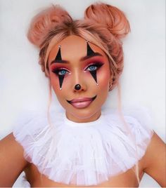 Halloween Makeup Costume Ideas, Makeup Costume Ideas, Halloween Makeup Costume, Girl Halloween Makeup, Maquillage Halloween Simple, Pelottava Halloween, Cute Clown Makeup