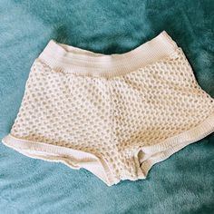 New Zara Cream Crochet Knit Shorts Size Large, Very Stretchy Fabric, Soft And Lightweight And Comfortable, Goes Well With Anything From Tanks To Sweatshirts To Blouses. Perfect Brand New Condition, Cute And Sexy. Gorgeous For Vacation Resort Wear. Fully Lined So No Show Through. White Casual Bottoms With Crochet Trim, Casual White Bottoms With Crochet Trim, White Open Knit Bottoms For Summer, White Crochet Casual Bottoms, Casual White Crochet Bottoms, White Pointelle Knit Bottoms, Knit Beach Shorts For Summer, White Stretch Bottoms With Crochet Trim, Knit Shorts For Beach In Summer