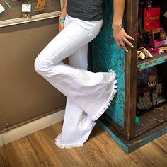 Omg!!! Check These From One Of Our Newest Brands Tractr Jeans, Frayed Hem Bottom, Pure White Flare Leg Jean. 34” Inseam White Fitted Bottoms With Frayed Hem, Fitted White Bottoms With Frayed Hem, Super Flare Jeans, Denim Flare Jeans, White Flares, Flare Leg Jeans, Stretchy Jeans, Button Fly Jeans, High Rise Denim