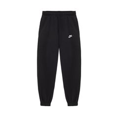 CLASSIC COMFORT.A closet staple, the Nike Sportswear Club Fleece Joggers combine a classic look with the soft comfort of fleece for an elevated, everyday look that you can wear every day.Soft ComfortBrushed-back fleece fabric feels soft and smooth.Joggers StyleRibbed cuffs give you that classic joggers look and show off your kicks.Personalized FitElastic waistband with an adjustable drawcord lets you personalize the fit.More Details Standard fit for a relaxed, easy feel Body: 80-82% cotton/18-20 Nike Joggers Women, Nike Trousers, Sweat Pants Black, Jogging Nike, Black Nike Joggers, Nike Jogger, Black Nike Sweatpants, Joggers Nike, Nike Club Fleece