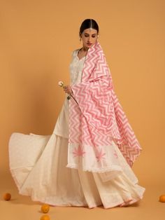 Mandakini Shwet - White Pink Chanderi Hand Printed Skirt Kurta Set (Set of 3) By Maison Shefali now available at Trendroots Plazo Suit Design, Simple Kurtis, Kurta Skirt, Chanderi Dupatta, Chevron Skirt, Short Kurti, Suit Design, Printed Skirt, Kurta Set