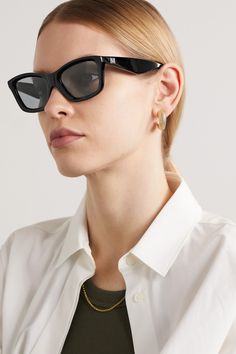 Totême's aptly named 'The Classics' sunglasses will never go out of style. They're made from durable and lightweight acetate and have a gently molded D-frame shape. Stow yours in the accompanying case to keep them safe from scratches between wears. Classic Polarized Sunglasses, Classic Polarized Sunglasses In Triacetate, Designer Sunglasses With Tinted Lenses For Everyday, Designer Sunglasses With Gradient Lenses For Everyday, Acetate Sunglasses, Luxury Women Fashion, Cat Eye Frames, Square Frames, Square Sunglasses Men