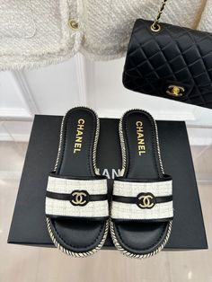 It comes with Dust box, Care manual, Tag and Paper bag.  Guide about size: Luxury Summer Sandals, Shoes To Buy, Classy Flats, Classy Sandals, Chanel Slippers, Luxury Slippers, Luxury Sandals, Designer Slides, Pretty Sandals