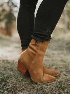 Yep! The Caty Fawn Boot is FINALLY back! Caty Western-inspired ankle boot is a legacy style that has transcended over the seasons. With quality craftsmanship and lux materials, these boots only get better with each wear. Details: Suede upper. Manmade outsole. 7 in / 17.78 cm shaft height. 10 in / 25.4 cm topline circumference. 2.5 in/6.35 cm heel. Textile lining. Padded insole. Zipper closure. Leather stacked heel. Imported. Fits true to size. Suede Boots Women, Suede Cowboy Boots, Knee High Boots Flat, Boots Flat, Tan Suede, Pretty Shoes, Boots Women, The Seasons, Get Better