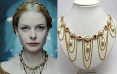 Tudor Jewelry, Royalty Jewelry, Elizabeth Woodville, Queen Necklace, Tudor Costumes, Ancient Jewels, Art Jewelry Design, Wars Of The Roses, Tudor Rose