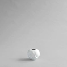 Orimono Vase, Mini - Bone White Vases 101 Copenhagen Japanese Word, Japanese Words, Bone White, Organic Design, Italian Luxury, Surface Textures, Luxury Interior, The Beauty, Decorative Accessories