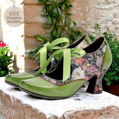 Category:Vintage Shoes,Pumps; Upper Materials:Leather; Lining Materials:Leather; Embellishment:Lace-up; Season:Summer,Spring; Heel Type:Kitten Heel; Gender:Women's; Style:Elegant,Vintage; Heel Height(inch):1-2; Outsole Materials:Rubber; Occasion:Party,Wedding; Closure Type:Lace-up; Pattern:Floral; Listing Date:04/15/2024; 2024 Trends:Vintage Shoes,Handmade Shoes,Mary Jane; Heel Height:Mid Heel Summer Leather Court Shoes For Party, Spring Party Lace-up Leather Shoes, Leather Court Shoes For Summer Parties, Spring Faux Leather Court Shoes With Almond Toe, Spring Wedding Shoes With Padded Heel And Almond Toe, Spring Wedding Shoes With Wrapped Heel And Round Toe, Spring Wedding Shoes With Reinforced High Heel, Spring Wedding High Heel Shoes With Reinforced Heel, Spring Wedding Shoes With Reinforced Heel