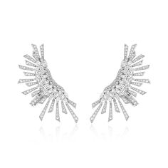 YEPREM climber earrings adorned with combination of round and marquise diamonds boasting exceptional clarity of VVS and VS, as well as a striking F-G color.Round Diamond: 3.75 ctMarquise Diamond: 4.63 ctStone Quantity: 280Total Weight: 28.85 g Celebration Gif, Climber Earrings, Ear Cuff Earings, Long Pendant Necklace, Marquise Diamond, Cuff Earrings, High Jewelry, Wedding Ring Bands, Round Diamond