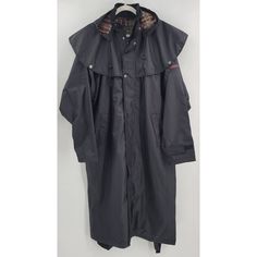 Nwt Greenbelt County Wear Black Duster Riding Jacket Cape Size Xl Hooded. Condition Is New With Tags. Please See Photos. The Jacket Is Perfect For Walking, Hunting, Riding, Or Fishing. It Is Lined, Has Inside Pocket, Shoulder Cape With Arm Straps, Leg Straps, Detachable Hood, 2 Front Pockets, Zip And Snap Closure, And Is Waterproof. Measurements Are Laying Flat And Are Approximate. Fit Chest: 44"-46" Across Chest: 27.5" Armpit To Cuff: 22" Length: 46.5" Black Biker Hooded Jacket With Long Sleeves, Black Biker Outerwear With Detachable Hood, Black Long Sleeve Raincoat For Outdoor, Black Biker Outerwear With Double-lined Hood, Biker Style Winter Outdoor Outerwear, Classic Winter Hooded Jacket For Outdoor, Black Double-lined Hooded Outerwear For Hiking, Black Outerwear With Double-lined Hood For Hiking, Black Outerwear With Detachable Hood For Hiking