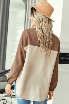 Two-Tone Dropped Shoulder Shirt Jacket Brown Crew Neck Outerwear For Spring, Estilo Hipster, Drop Shoulder Shirt, Early Autumn, Loose Shirts, Casual Fits, Woman Colour, Stylish Women, Shirt Jacket