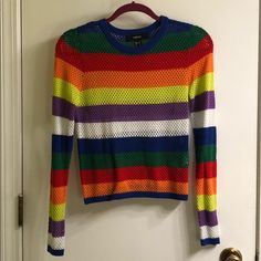 Rainbow Patterned Thicker Mesh/Knit Long Sleeve Top From Forever 21. Nwot, Never Worn. 80's Clothes, Rainbow Top, Funky Style, 80s Outfit, Retro Rainbow, Halloween Outfit, Funky Fashion, Knit Long Sleeve, Long Sleeve Knit Tops