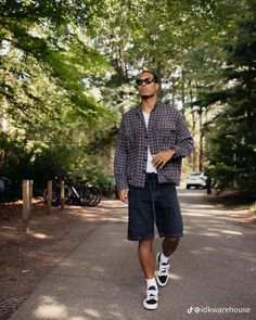 Virgil Van Dijk Style, Style Improvement, Mens Streetwear Outfits, Beach Outfit Men, Masc Fashion, Masc Outfits, Virgil Van Dijk, Trendy Boy Outfits, Football Fashion