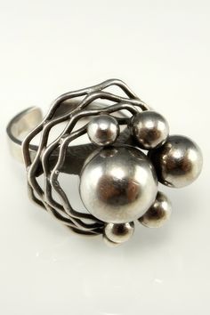 Atomic Age Birds Nest Geometric Ball Circle Ring Sterling Silver Modernist 1950s 925 Mide Century Modern Click the link to purchase💰⬇️ #brutalist #ring #modernist #jewelry #vintage #futuristic #affiliate #ad 1950s Ring, Contemporary Jewelry Rings, Abstract Jewelry, Modernist Ring, Modernist Jewelry, Birds Nest, Atomic Age, Circle Ring, Ring Minimalist