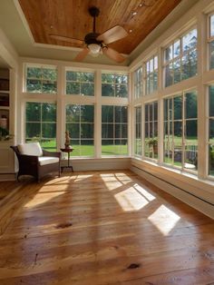 Add On Sunroom, Sunroom Bedroom Ideas, Sunroom Flooring Ideas, Sunroom Floor, Cozy Sunroom Ideas, Sunroom Flooring, Sunroom Bedroom, Farmhouse Sunroom, Seasonal Room