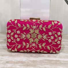 A gorgeous clutch comes with a detachable chain. ALL SALES ARE FINAL Elegant Pink Box Bag For Evening, Elegant Pink Evening Box Bag, Pink Pouch Box Bag For Formal Occasions, Pink Formal Clutch Box Bag, Pink Formal Pouch Box Bag, Pink Rectangular Box Bag For Evening, Rectangular Case Clutch For Wedding, Pink Formal Shoulder Bag Rectangular Case, Elegant Pink Handheld Box Bag