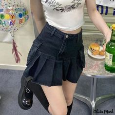 Olivia Mark - Double-Layered Denim Skirt with Ruffled Hem, Vintage Cake Skirt High Waist Mini Skirt, Retro Blue Rok Mini, Stil Inspiration, Mode Inspiration, Dream Clothes, Types Of Skirts, Grunge Outfits, Look Cool, Outfit Inspirationen, Pretty Outfits