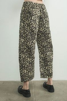 We get you in touch with your wild side with the new Leopard Baggy Jeans. Available in a bold leopard print, these trendy barrel jeans offer wide-leg openings and a baggy fit that is ultra-slouchy and relaxed. features an hourglass shape, seam detailing, Mid-rise waist, belt loops, zip fly, wide leg, and back patch pockets -Mid-rise -Slouchy -Relaxed fit -Wide-legs -Ankle-length Making Pants, Printed Denim Pants, Barrel Jeans, Leopard Jeans, Animal Print Pants, Slouchy Pants, Leopard Pants, Trend Style, Print Pants