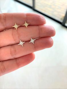 Simple Gold Earrings For Daily Use Studs, Sun Earrings Silver, Simple Earrings Silver, Cute Earrings Silver, Oboro Shirakumo, Dainty Gold Earrings, Earring Styles, Sun Earrings, Earrings Star